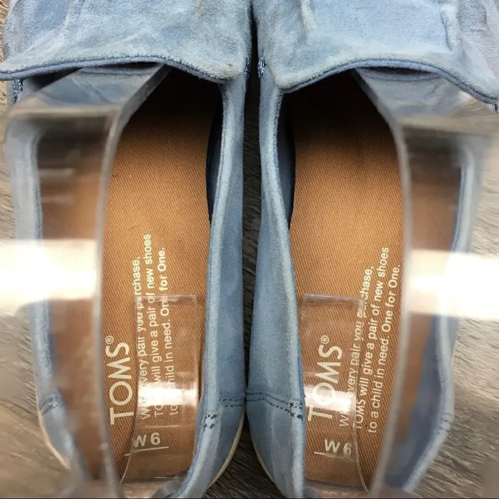Toms flat women